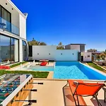 וילה Uezuemlue 1 Bedroom Secluded With Private Pool Hot Tub *