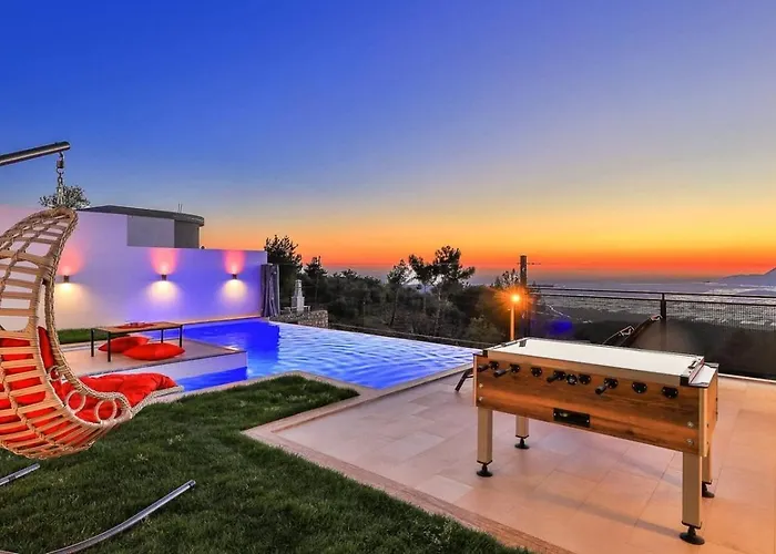 Uezuemlue 1 Bedroom Secluded With Private Pool Hot Tub Villa