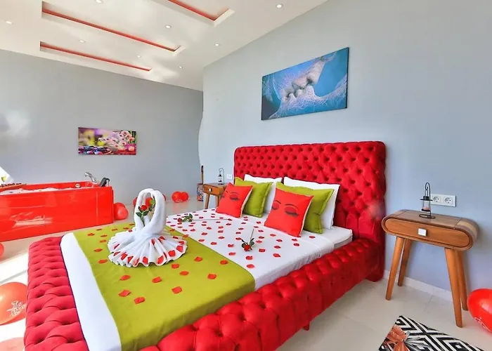 Villa Uezuemlue 1 Bedroom Secluded With Private Pool Hot Tub *
