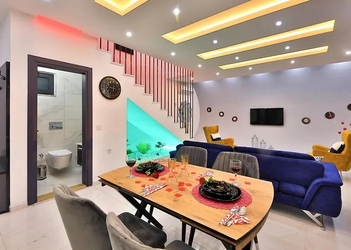 Uezuemlue 1 Bedroom Secluded With Private Pool Hot Tub Villa Kalkan