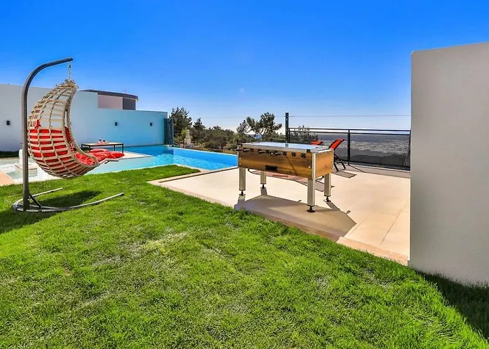Uezuemlue 1 Bedroom Secluded With Private Pool Hot Tub Villa Kalkan
