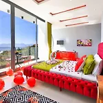 Uezuemlue 1 Bedroom Secluded With Private Pool Hot Tub Vilă *
