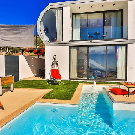 Uezuemlue 1 Bedroom Secluded With Private Pool Hot Tub Vilă *