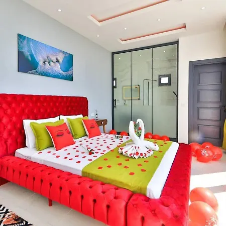 Uezuemlue 1 Bedroom Secluded With Private Pool Hot Tub